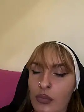 Snapshot of Sexy_Bulgarian_woman chatting on 10-29-25, 10:39 Sexy Bulgarian woman online show from 10-29-25, 10:39