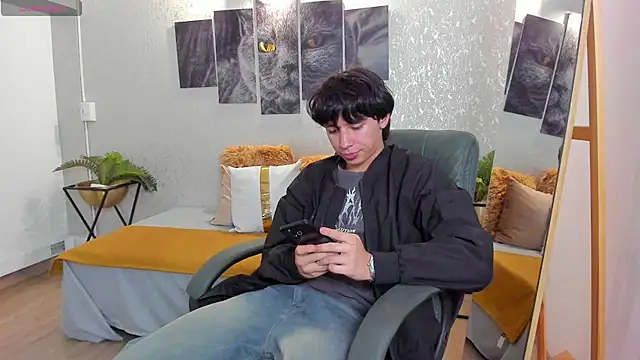 Tyler durten online show from 12-14-25, 03:45