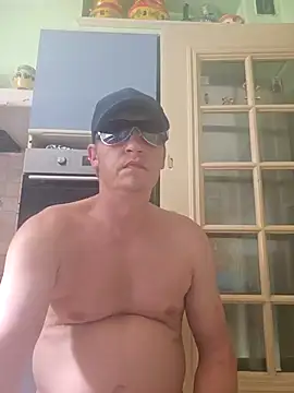 Snapshot of justeadeux chatting on 09-09-25, 02:49 justeadeux online show from 09-09-25, 02:49