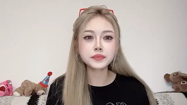 XingKongCOCO-107 online show from 10-17-25, 11:02