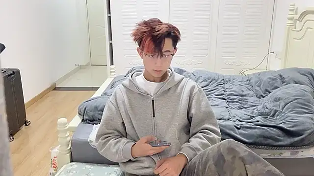 STxuguanhan online show from 11-10-25, 09:41