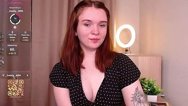 Snapshot of EvaJackson111 chatting on 11-15-25, 02:13 EvaJackson111 online show from 11-15-25, 02:13