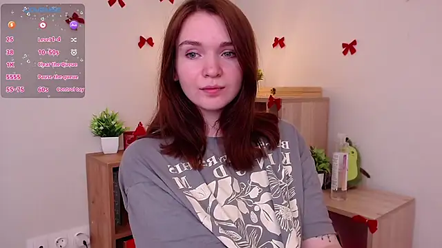 Snapshot of EvaJackson111 chatting on 12-02-25, 02:12 EvaJackson111 online show from 12-02-25, 02:12