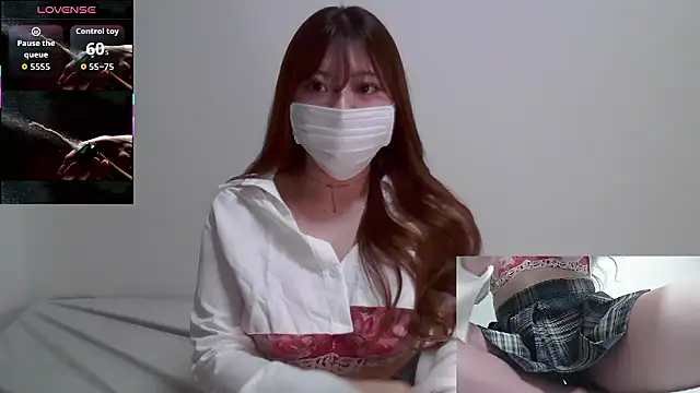 Snapshot of eri_0824 chatting on 09-09-25, 10:37 eri 0824 online show from 09-09-25, 10:37