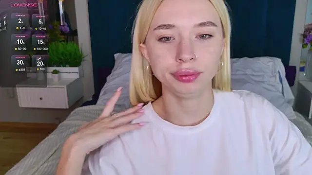 RachelColon online show from 09-18-25, 10:39