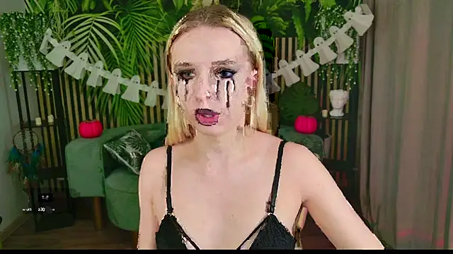 RachelColon online show from 10-30-25, 12:39