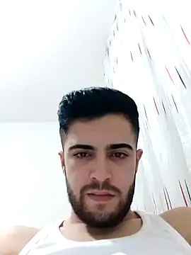 Snapshot of Ozi1910 chatting on 09-11-25, 11:27 Ozi1910 online show from 09-11-25, 11:27