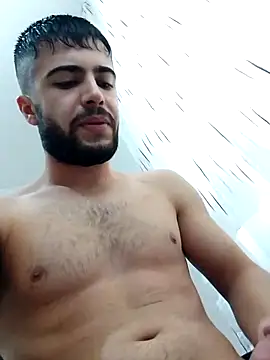 Snapshot of Ozi1910 chatting on 09-29-25, 10:20 Ozi1910 online show from 09-29-25, 10:20