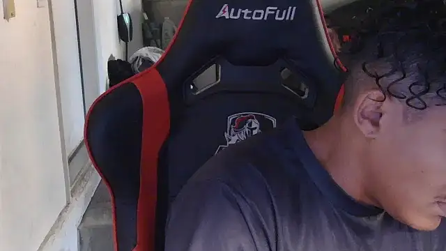 Gmajor online show from 11-26-25, 03:35