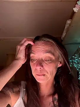 Kacinichole online show from 09-11-25, 01:55