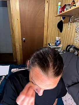 Kacinichole online show from 09-17-25, 03:57