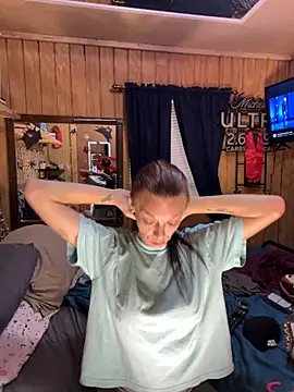 Kacinichole online show from 10-04-25, 06:28