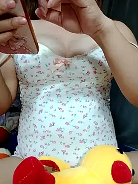 YuchengLy online show from 10-21-25, 01:45