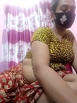 Snapshot of Sadia_1 chatting on 10-21-25, 03:24 Sadia 1 online show from 10-21-25, 03:24