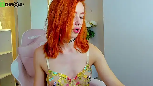 Snapshot of Lisafoxy_ chatting on 09-12-25, 12:00 Lisafoxy online show from 09-12-25, 12:00