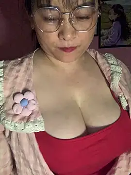 Star-sweet online show from 12-19-25, 01:51