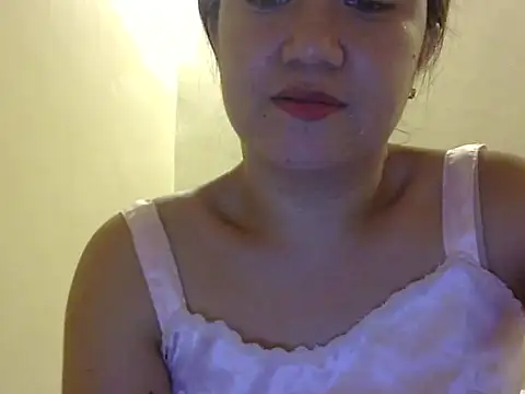 Lovelyclaya online show from 09-27-25, 02:44