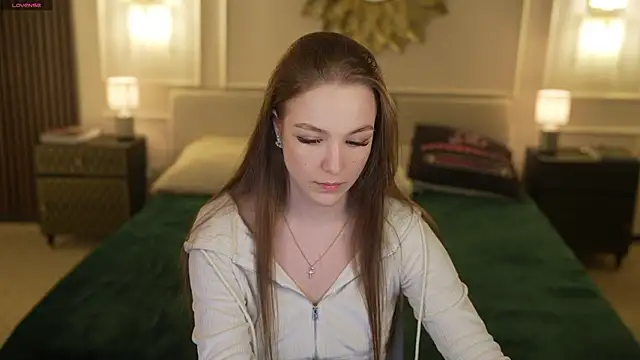 Ella 054 online show from 02-27-26, 12:10