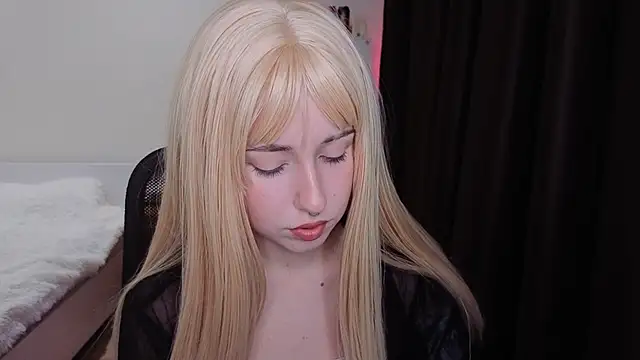 Snapshot of YukiMisa chatting on 09-27-25, 03:17 YukiMisa online show from 09-27-25, 03:17