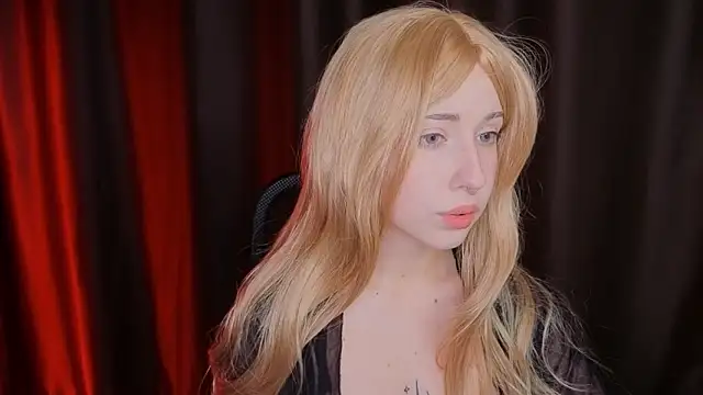 Snapshot of YukiMisa chatting on 10-29-25, 04:31 YukiMisa online show from 10-29-25, 04:31