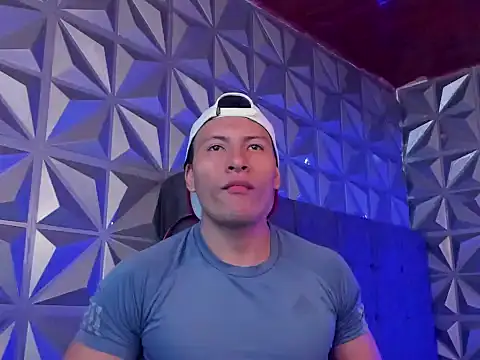 Snapshot of Arthur_Masson chatting on 02-08-26, 09:07 Arthur Masson online show from 02-08-26, 09:07