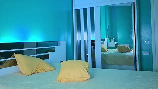 Yumi Ai online show from 01-15-26, 09:07