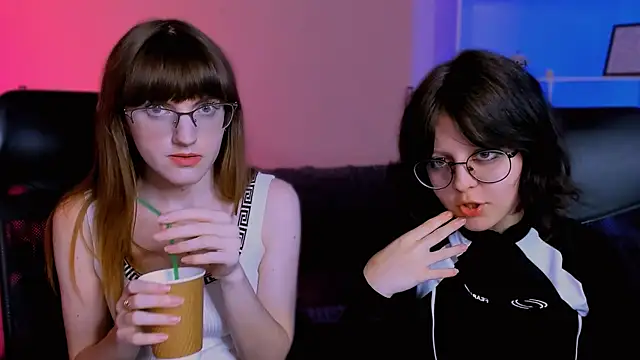 samanta hotty online show from 11-30-25, 08:13