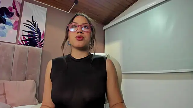 Karoline21 online show from 10-04-25, 03:15