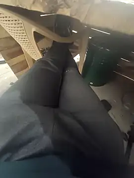 Snapshot of blackyporiki chatting on 10-04-25, 11:30 blackyporiki online show from 10-04-25, 11:30