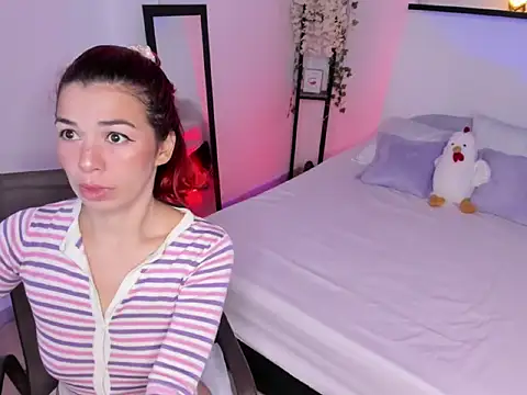 Snapshot of selene_boyer chatting on 09-09-25, 04:06 selene boyer online show from 09-09-25, 04:06