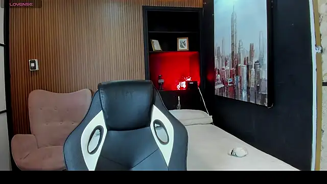 Snapshot of ScarletMoon1_ chatting on 09-24-25, 08:45 ScarletMoon1  online show from 09-24-25, 08:45