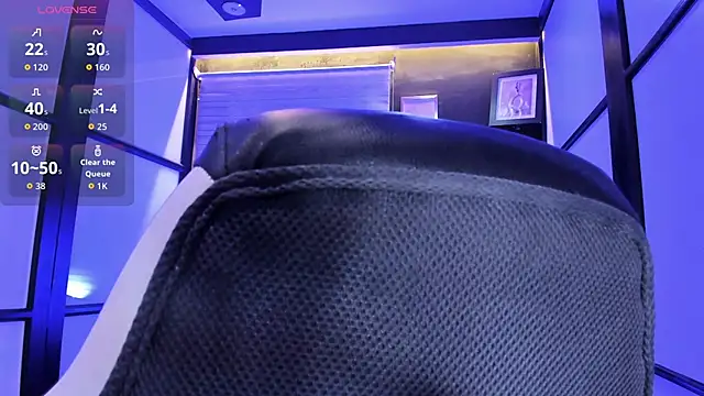 Snapshot of ScarletMoon1_ chatting on 10-10-25, 09:36 ScarletMoon1  online show from 10-10-25, 09:36