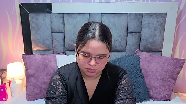 SamanthaPaImer online show from 10-07-25, 06:05