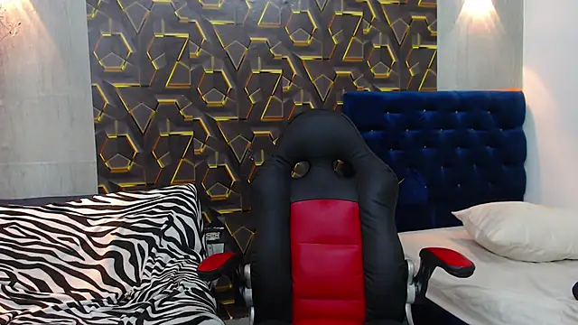 Snapshot of miss_leidy_ chatting on 11-10-25, 02:21 miss leidy online show from 11-10-25, 02:21