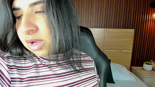 alice coopperx online show from 10-20-25, 12:27