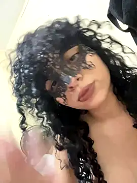 Snapshot of Casal-foda_braba chatting on 09-19-25, 01:51 Casal-foda braba online show from 09-19-25, 01:51