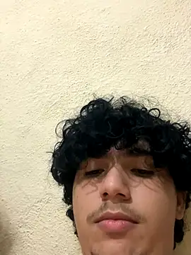 Snapshot of Casal-foda_braba chatting on 10-30-25, 01:07 Casal-foda braba online show from 10-30-25, 01:07