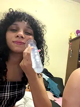 Snapshot of Casal-foda_braba chatting on 11-07-25, 12:54 Casal-foda braba online show from 11-07-25, 12:54