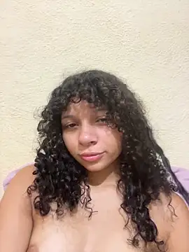 Snapshot of Casal-foda_braba chatting on 02-13-26, 02:24 Casal-foda braba online show from 02-13-26, 02:24