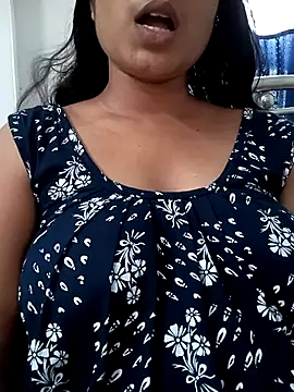 Snapshot of Hot-Jasmin chatting on 09-11-25, 03:17 Hot-Jasmin online show from 09-11-25, 03:17