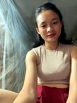 Snapshot of Kieu_xxx chatting on 09-10-25, 03:06 Kieu xxx online show from 09-10-25, 03:06