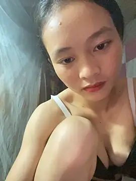 Snapshot of Kieu_xxx chatting on 09-24-25, 02:48 Kieu xxx online show from 09-24-25, 02:48