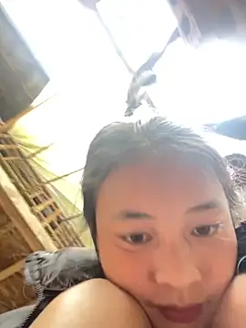 Snapshot of Kieu_xxx chatting on 10-29-25, 03:20 Kieu xxx online show from 10-29-25, 03:20