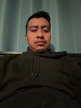 juniorl1 online show from 12-16-25, 05:18