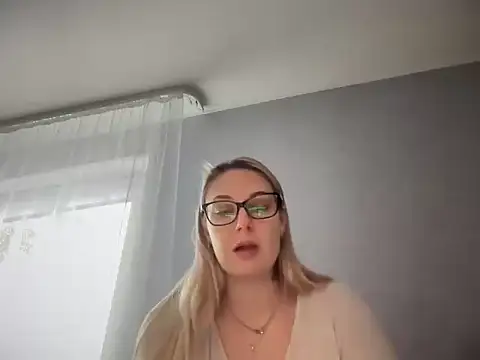 NikexPretty online show from 11-30-25, 10:41