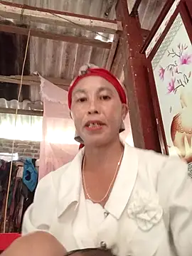 me-cute online show from 10-13-25, 12:54