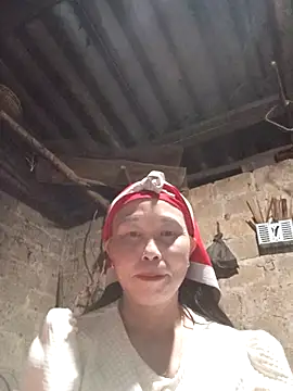 me-cute online show from 10-29-25, 11:12