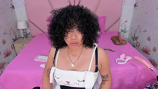 SafiroAgataaa online show from 12-21-25, 03:57