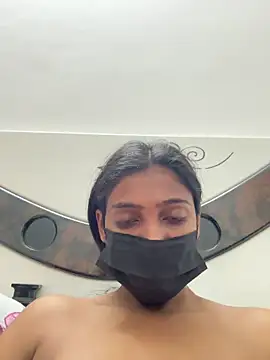 Snapshot of HeerStd chatting on 02-16-26, 06:31 HeerStd online show from 02-16-26, 06:31