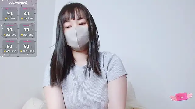 Zinzin chan online show from 04-14-26, 06:58